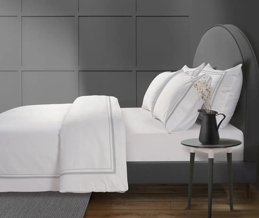 Silver Dove Grey Royalton 800 Thread Count Egyptian Cotton Duvet Cover - Image 2
