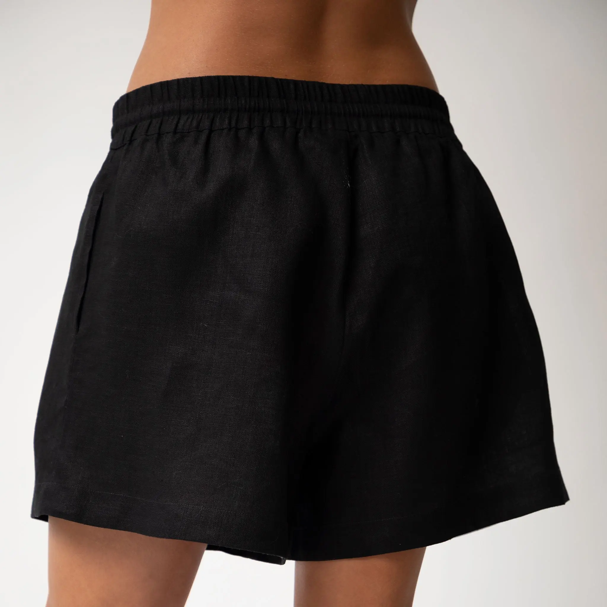 Black Heavy Linen Shorts Perfect Days - Image 3