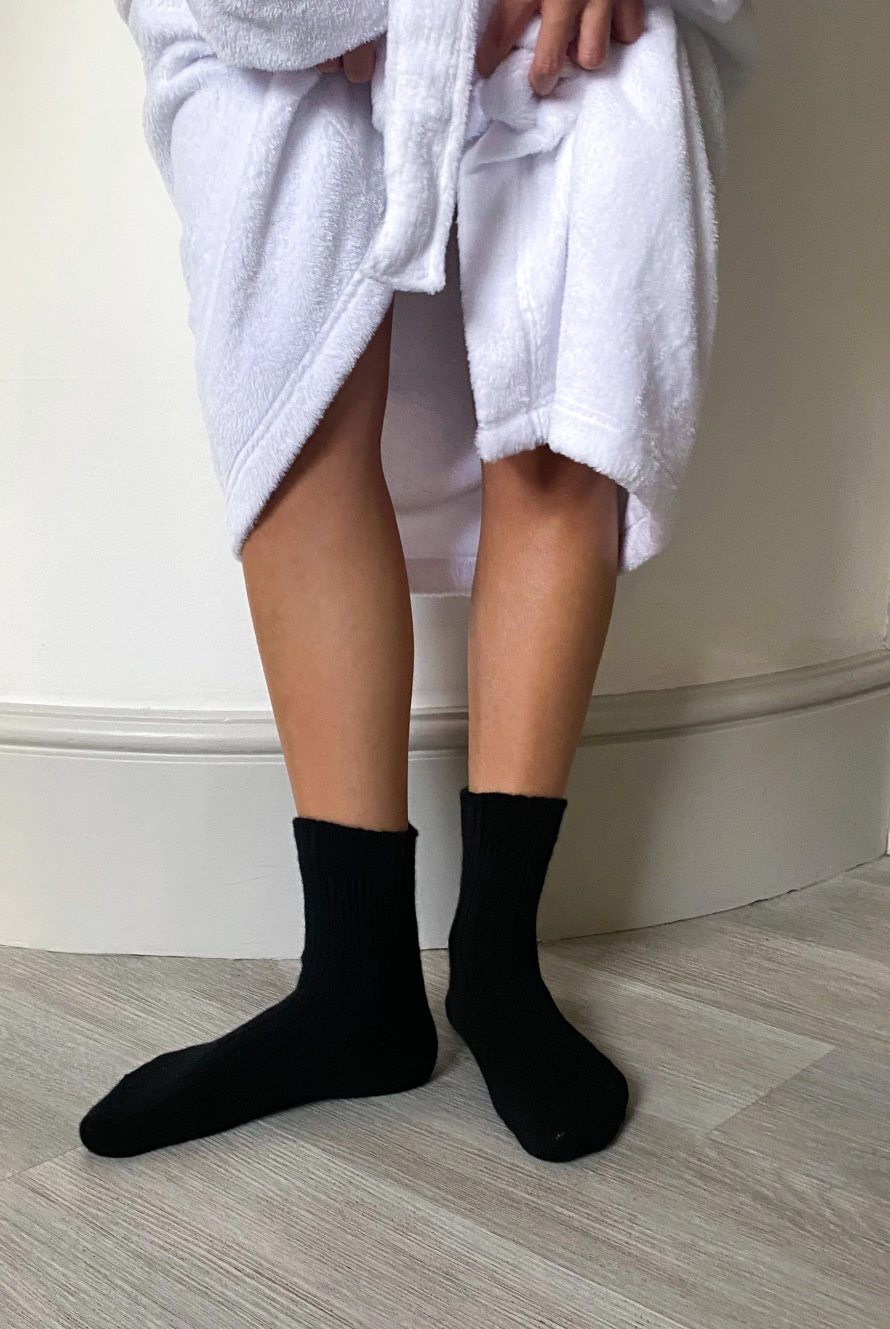 Black Ribbed Cashmere Socks - Image 2