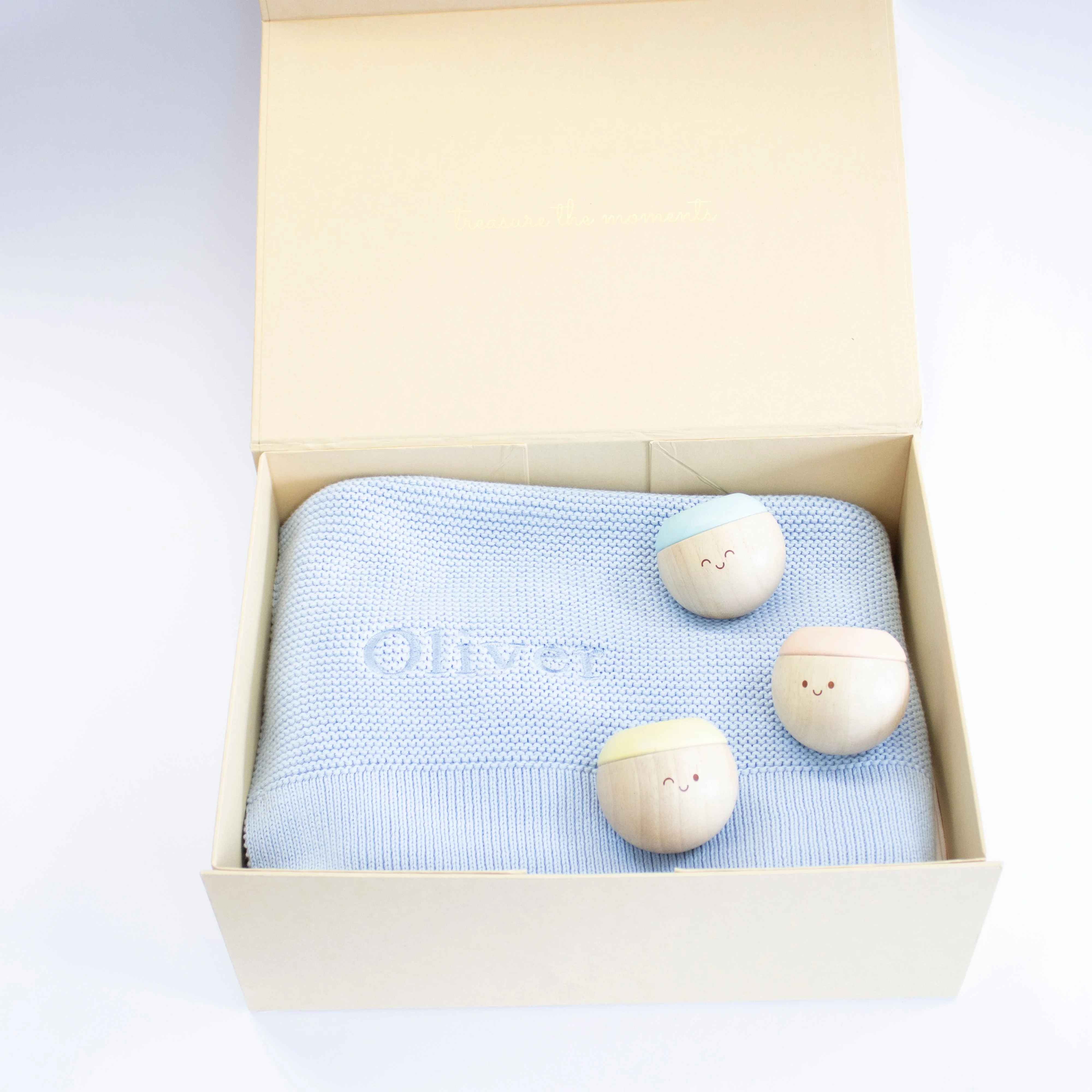 BLANKET AND SENSORY BALLS GIFT SET - Image 8