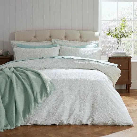 Blossom Trail Jacquard Duvet Cover & Pillowcase Set