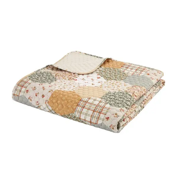 Catherine Lansfield Floral Patchwork Bedspread - Image 4
