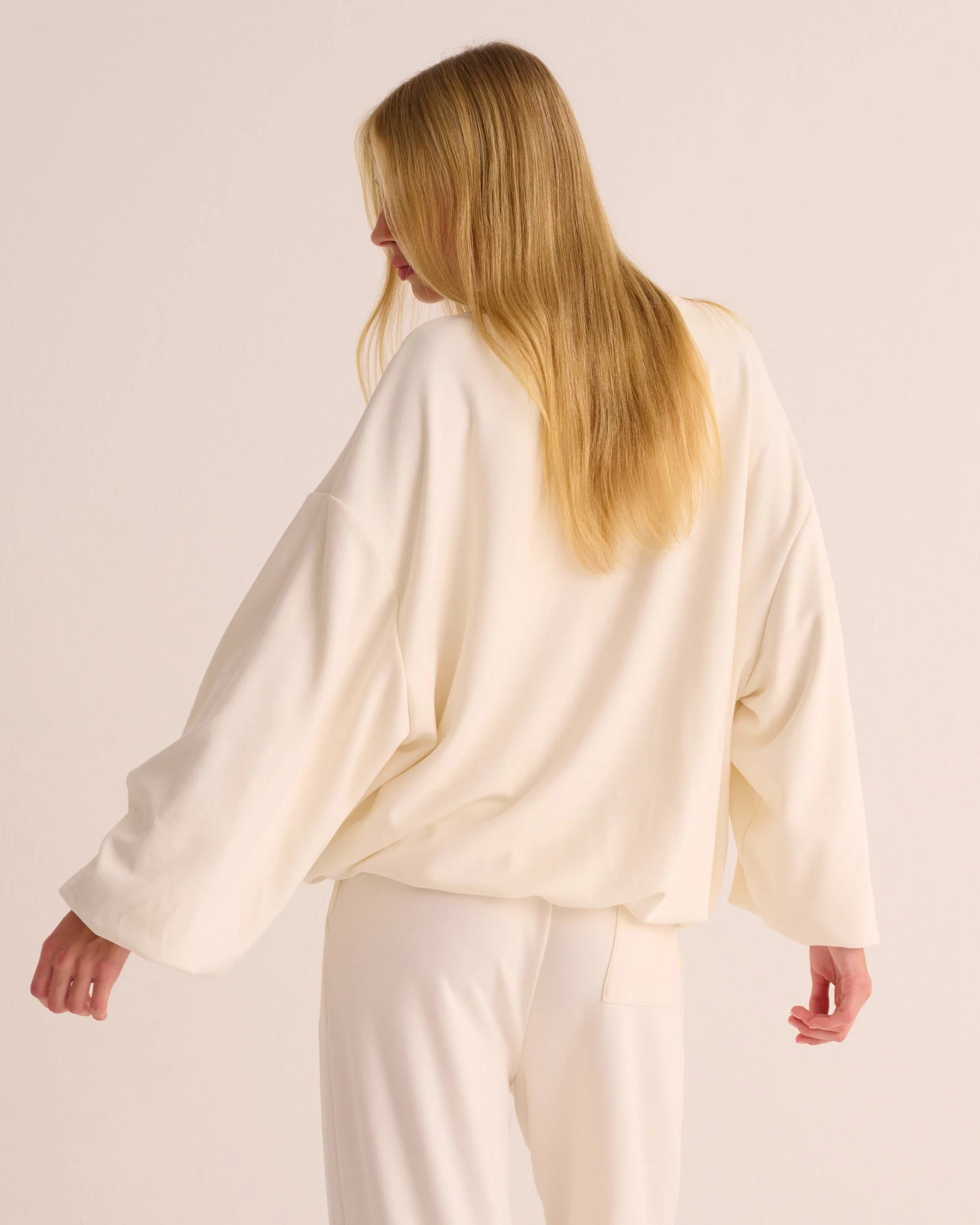 Cloud Dancer Organic Cotton Sweatshirt - Image 4