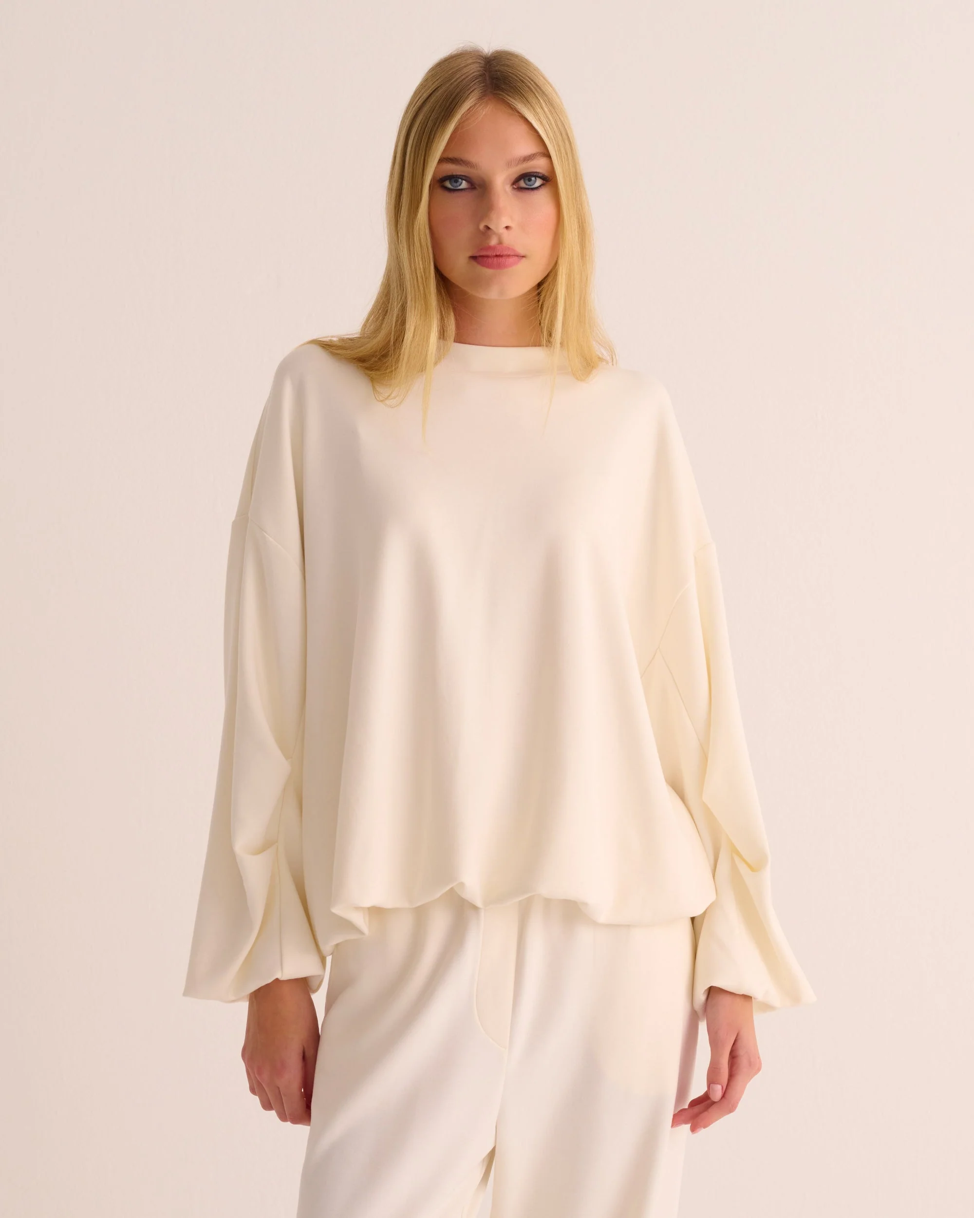 Cloud Dancer Sweatshirt and Joggers Set - Image 3