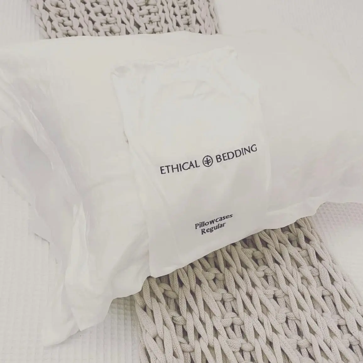 Cool & Comfy Silk Pillowcase Pair (Eucalyptus) - Image 9