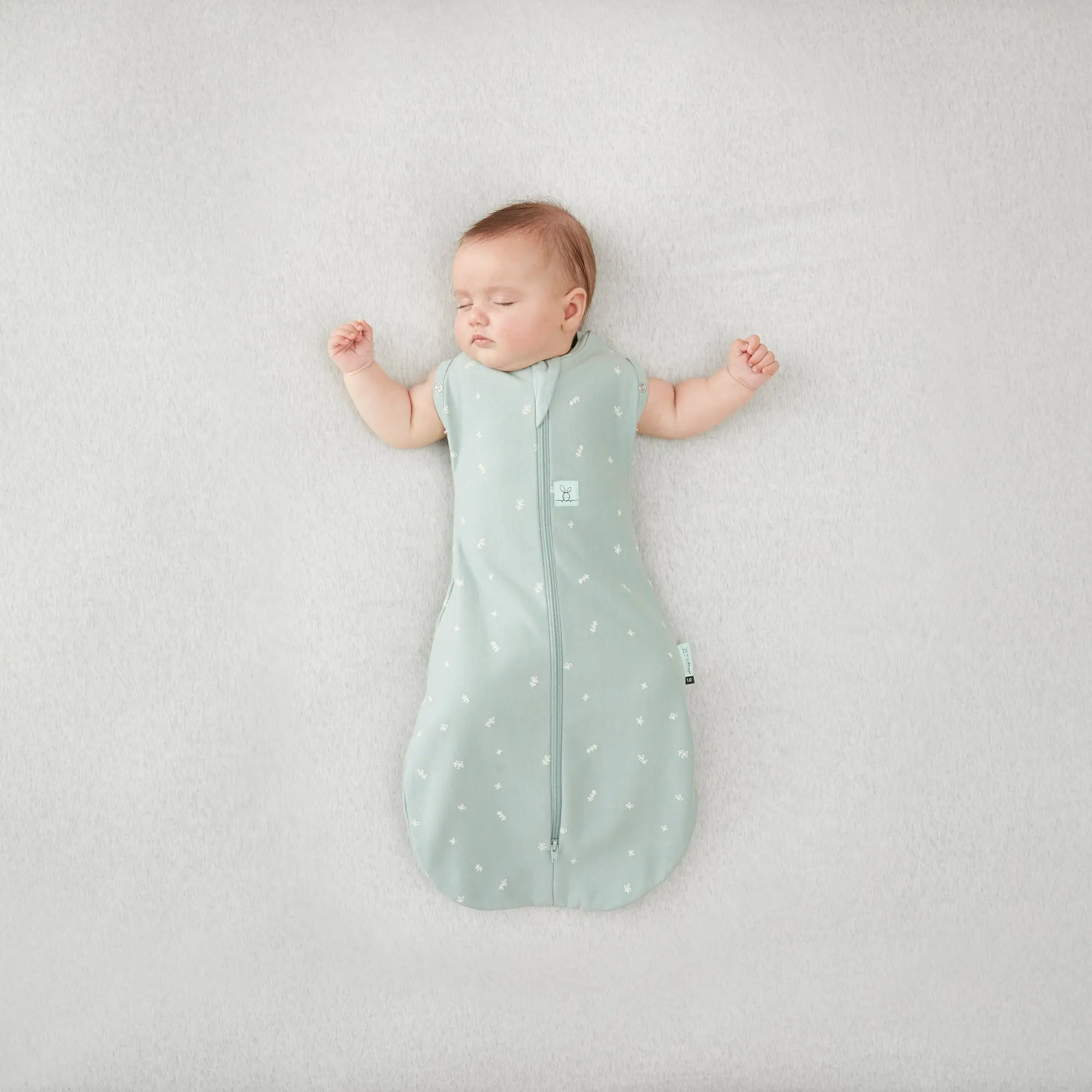 ergoPouch - Organic Summer Cocoon Swaddle Sleeping Bag - Sage 0.2 TOG - Image 3