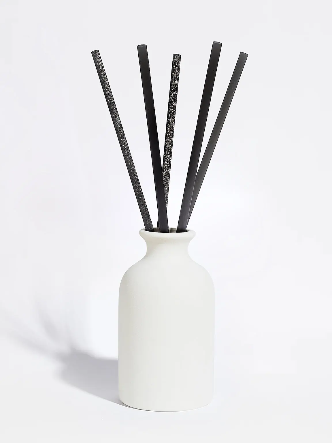 Eucalyptus Ceramic Reed Diffuser - 100ml - Image 3