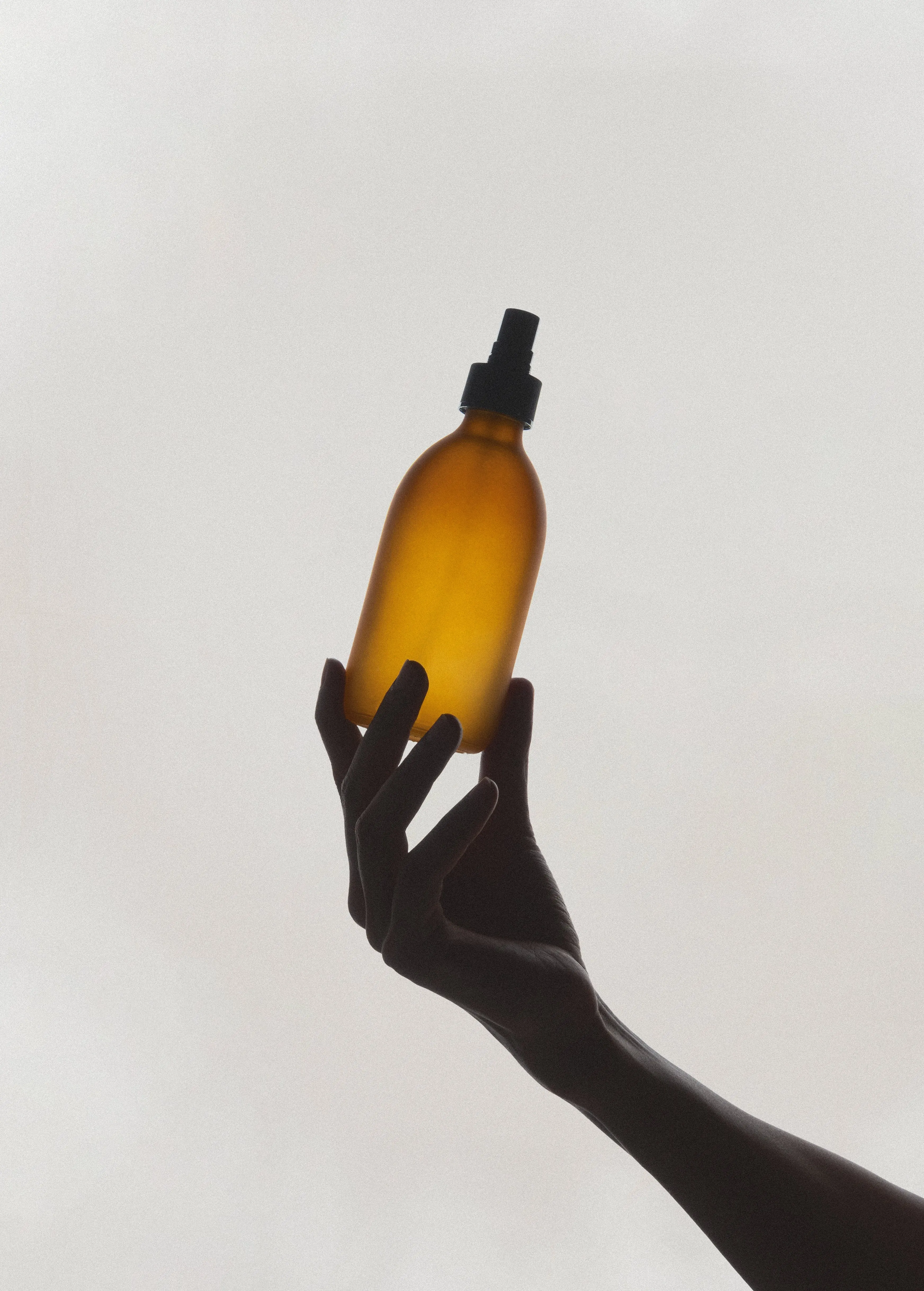 Frosted Amber Atomiser Spray - Image 4