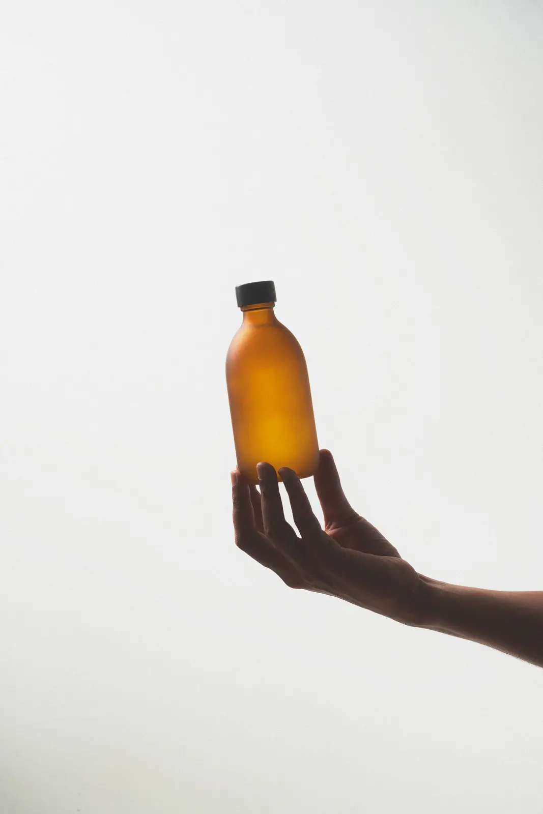 Frosted Amber Bottle and Metal Cap - Image 6