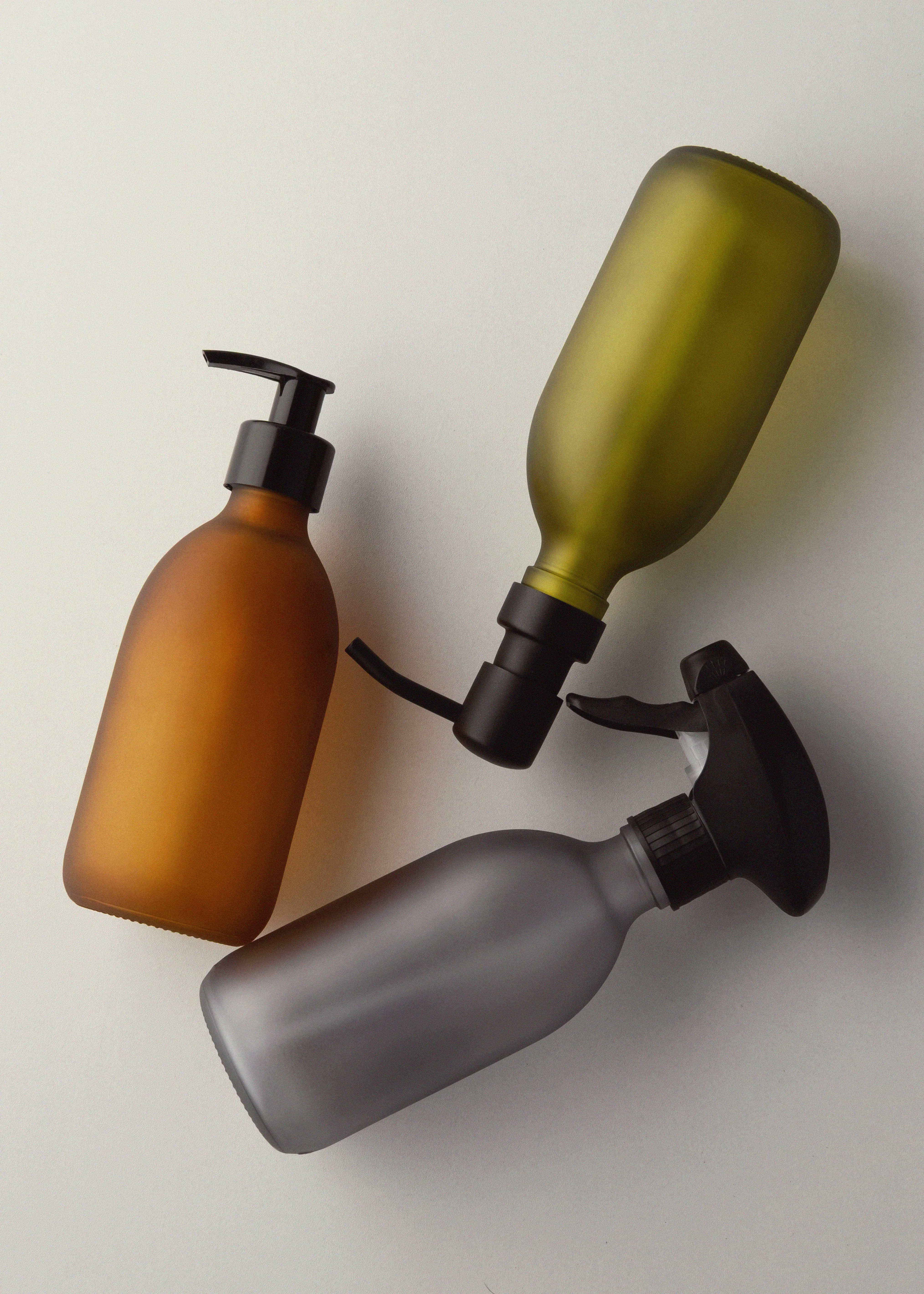 Frosted Amber Glass Pump Bottle - Image 6
