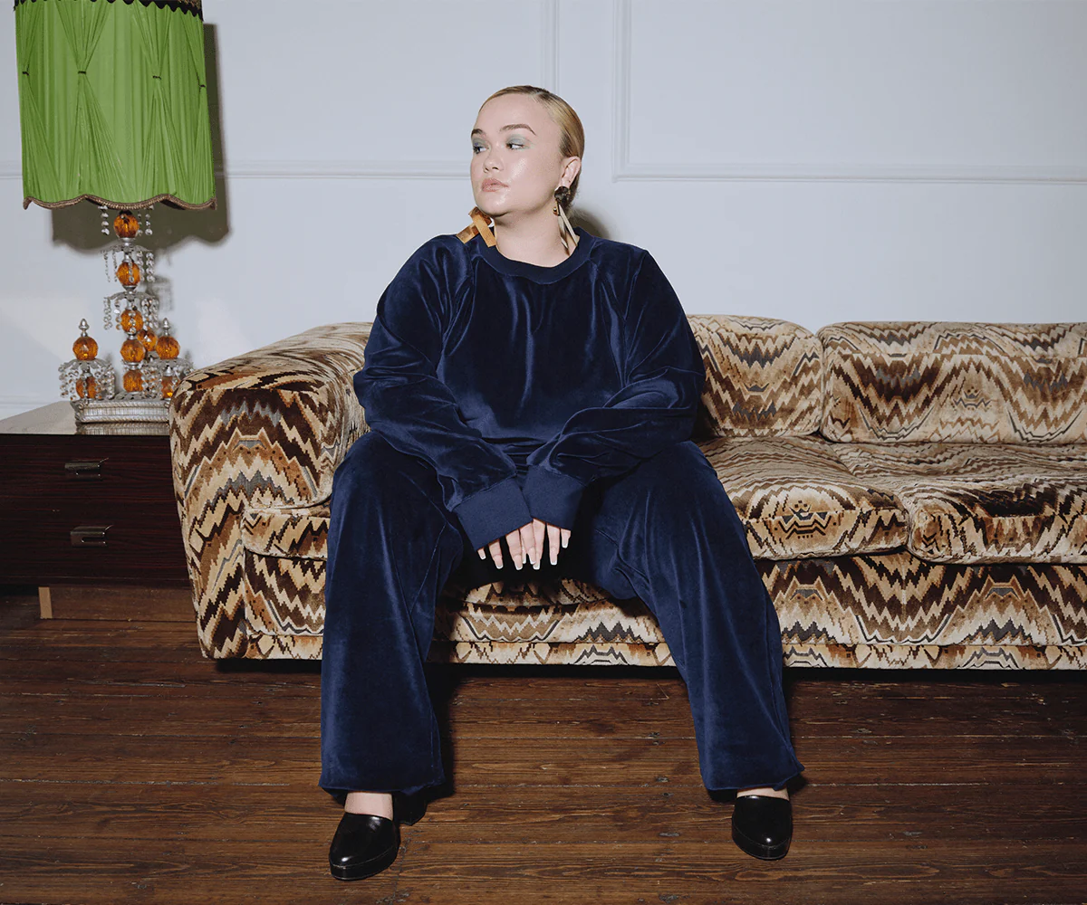 Heavy Velour Tracksuit - Image 4