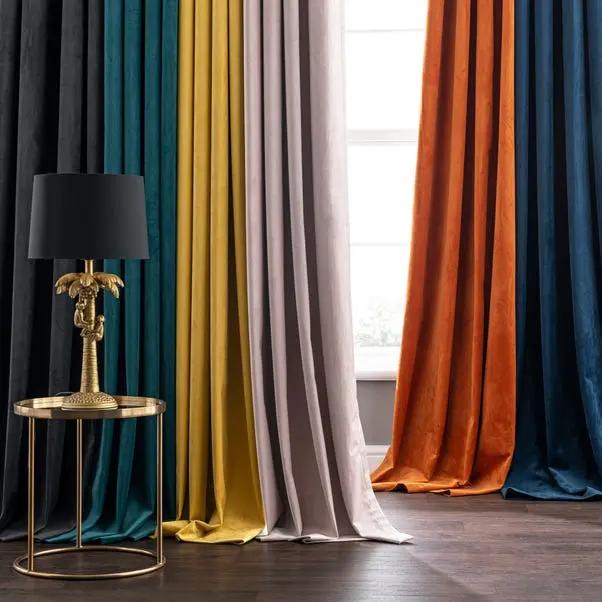 Isla Ultra Blackout Eyelet Curtains - Image 3