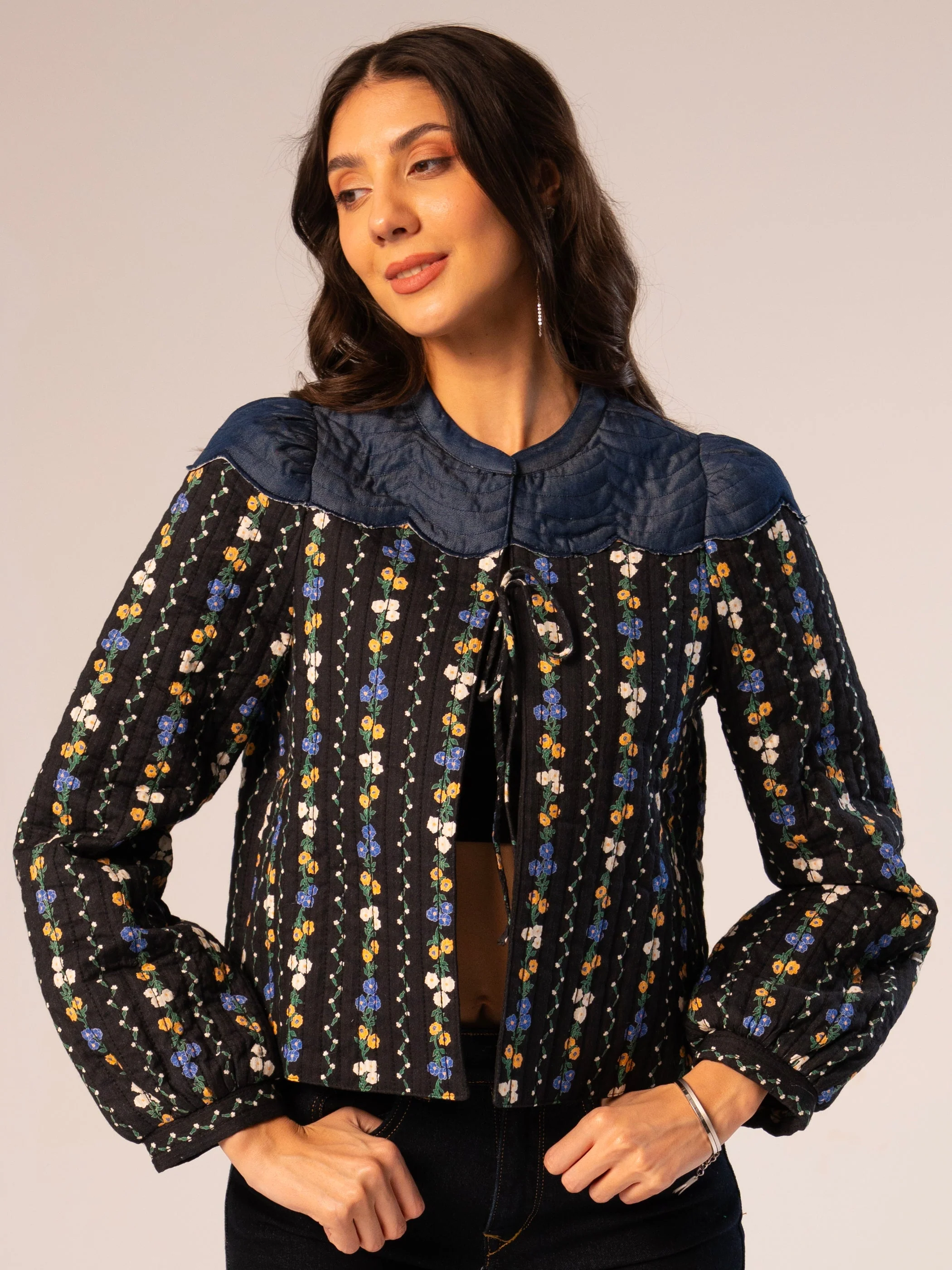 Kiri Black Floral Printed Scalloped Jacket - Image 5