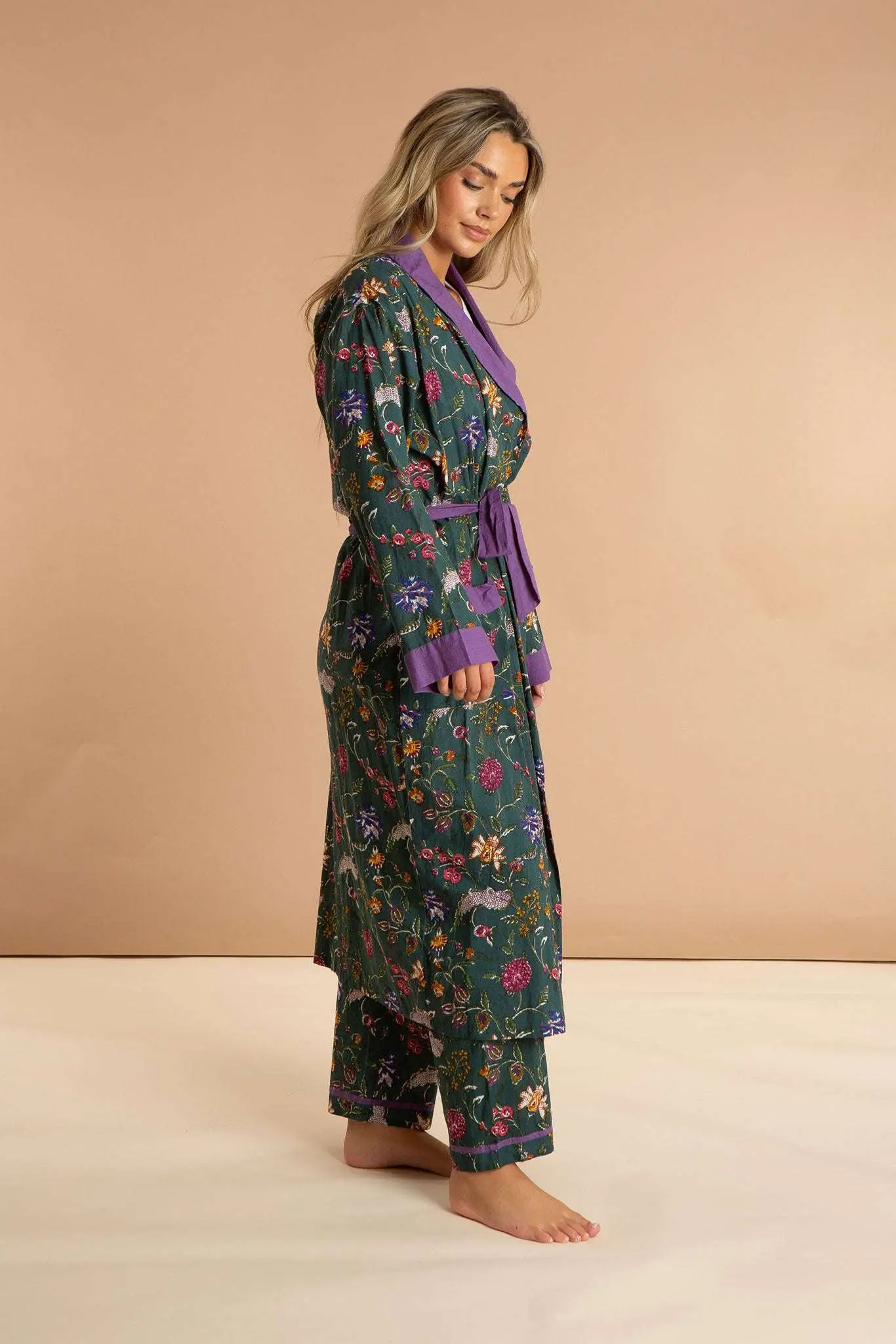 Lavender Fields Women's Floral Cotton Robe - Image 6