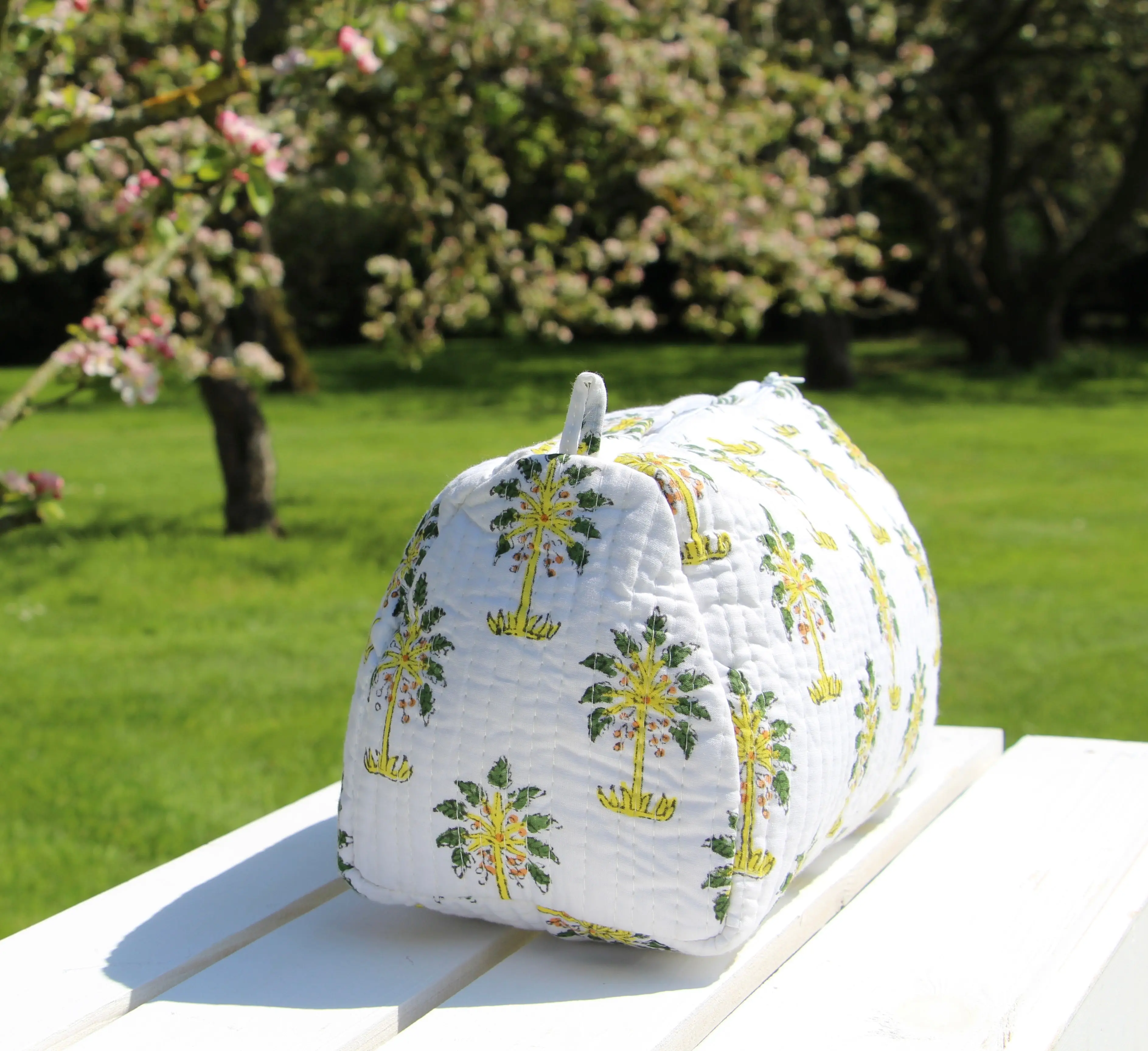 Lemon yellow - Wash Bag - Image 2