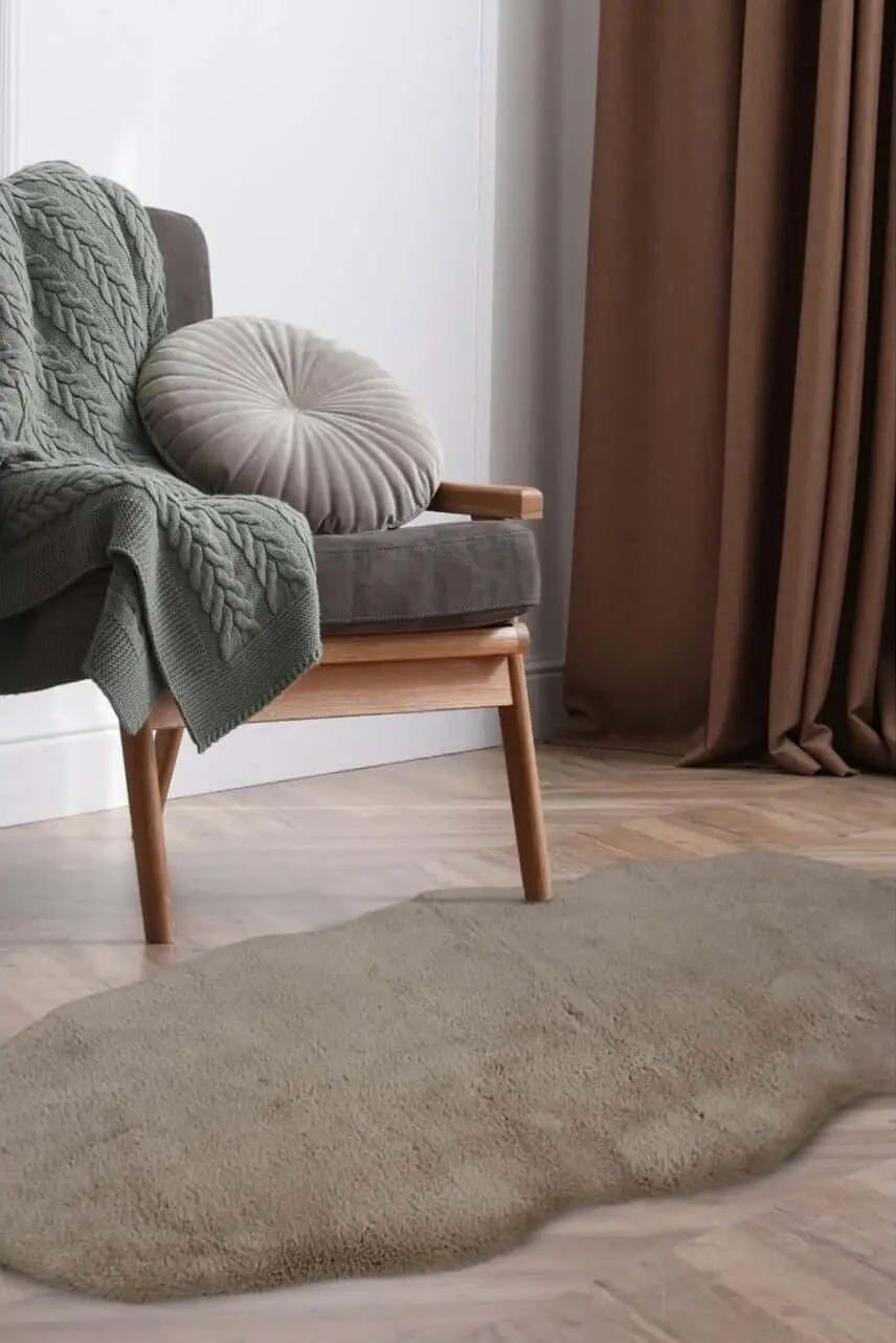 Luxury Natural Faux Fur Rug - Image 7