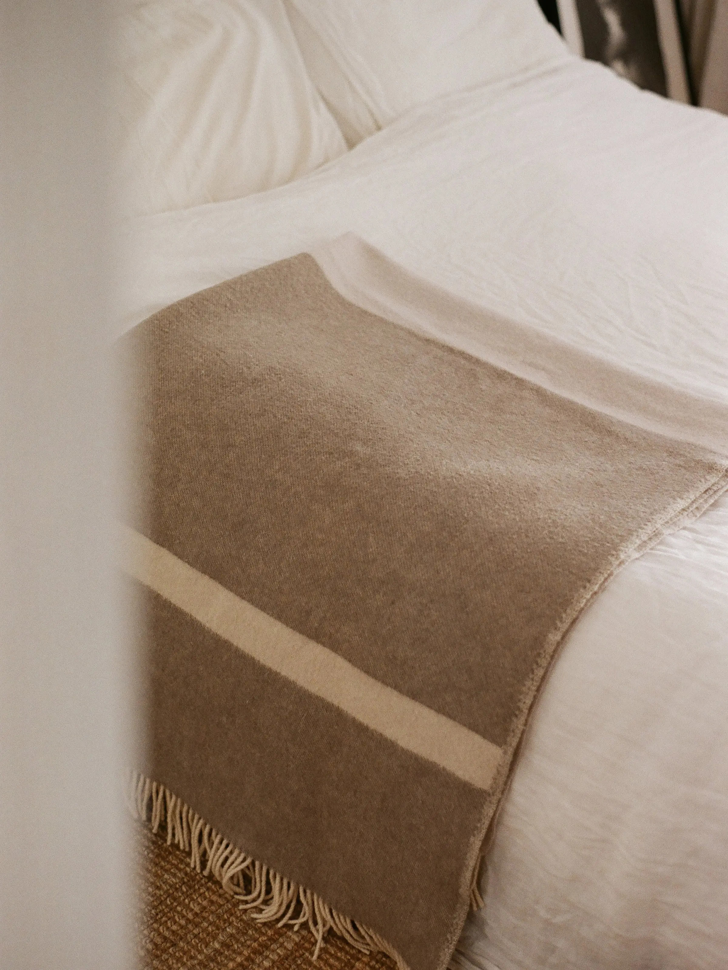 MEADOW Grey Blanket - Image 5