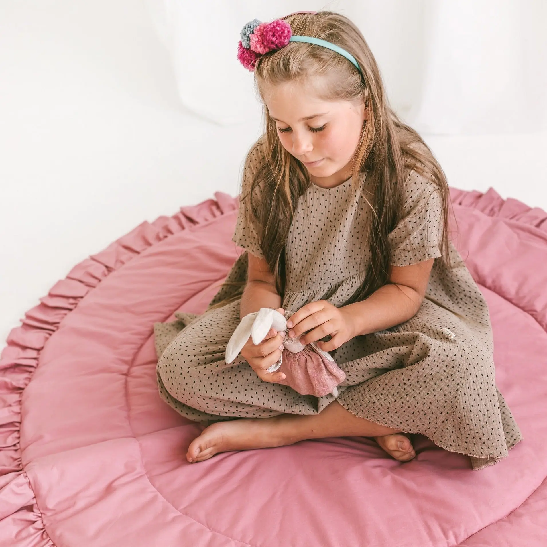 Rose Kids Playmat with Ruffled Border - Image 2