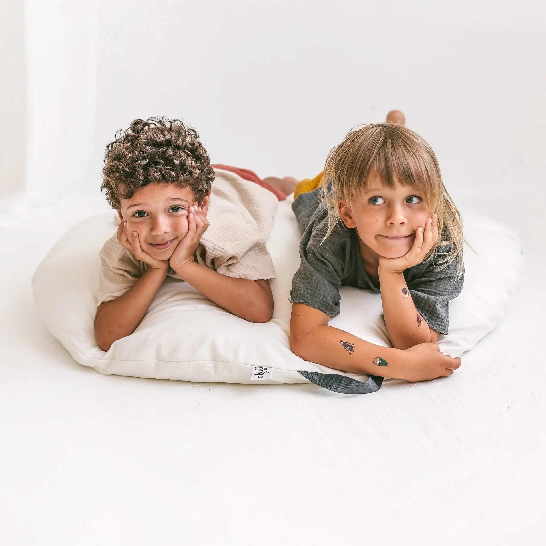 Lounger Floor Pillow with Handle - Image 2