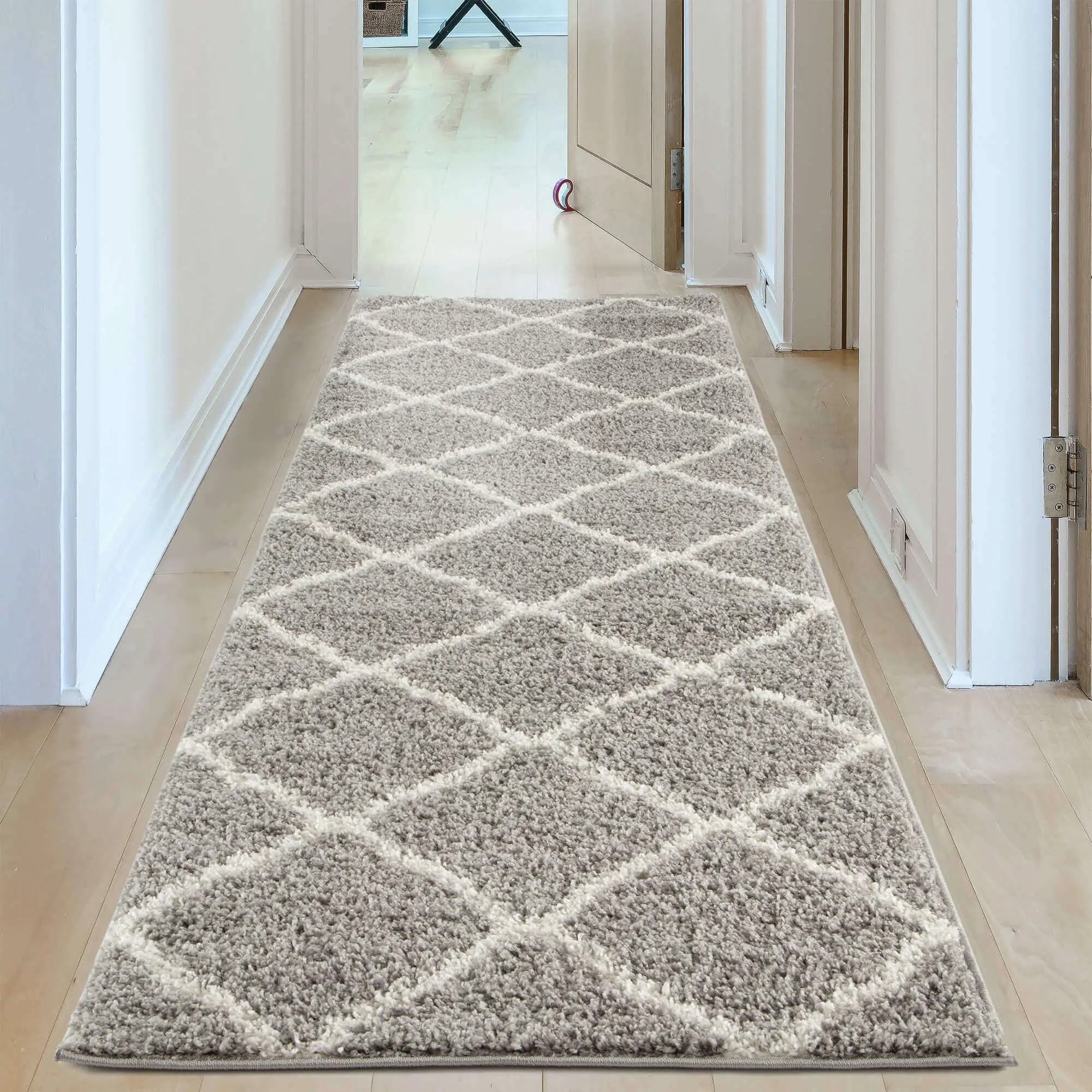 Moroccan Grey Shaggy Rug | 710 - Image 17