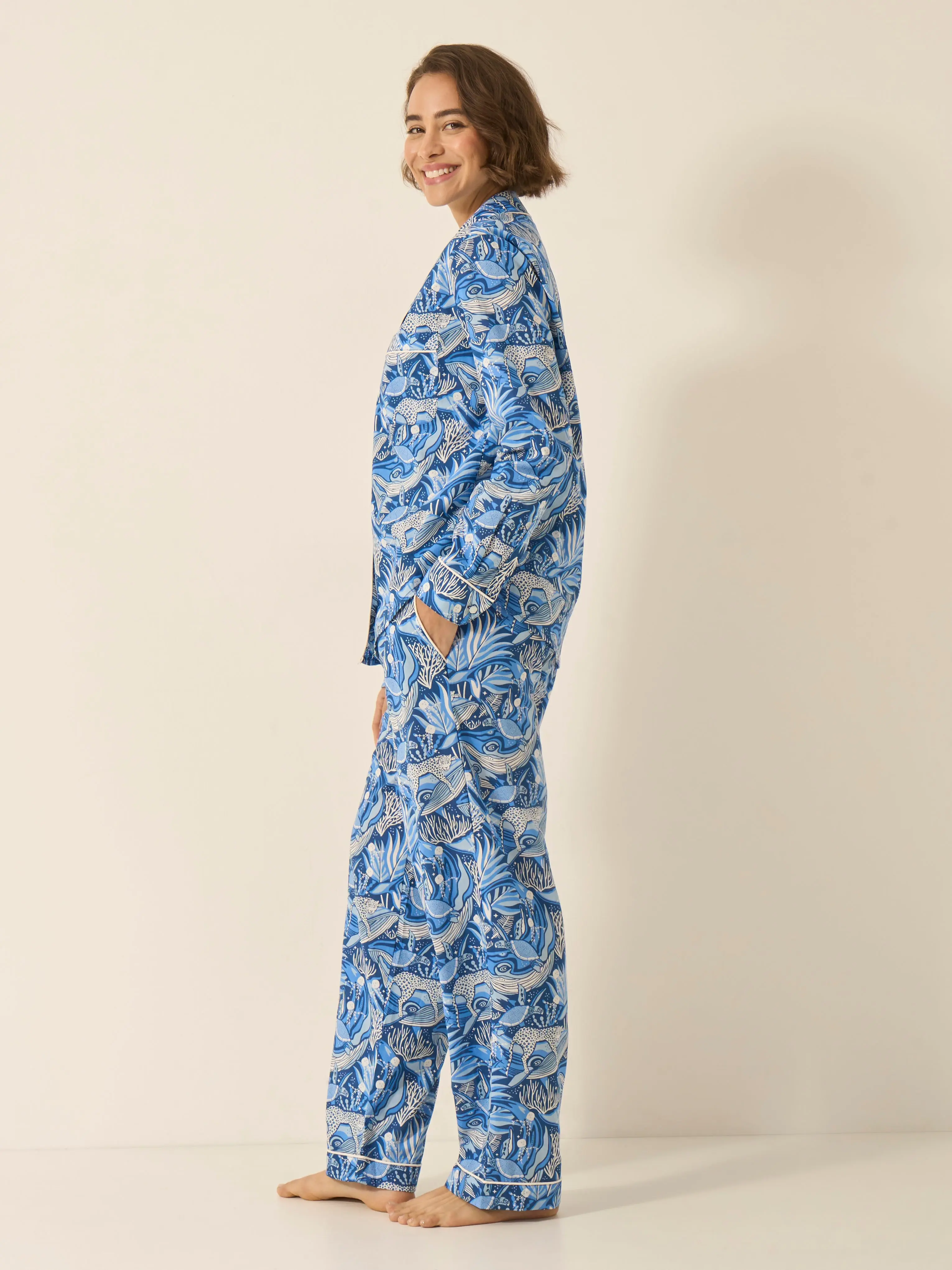 Lullaby of the Whales Women's Long Sleeve Organic Cotton Pyjama Trouser Set - Image 3