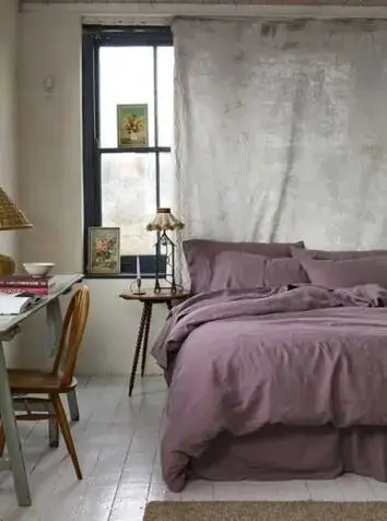 Raspberry Linen & Cotton Pillowcases (Pair) - Image 3