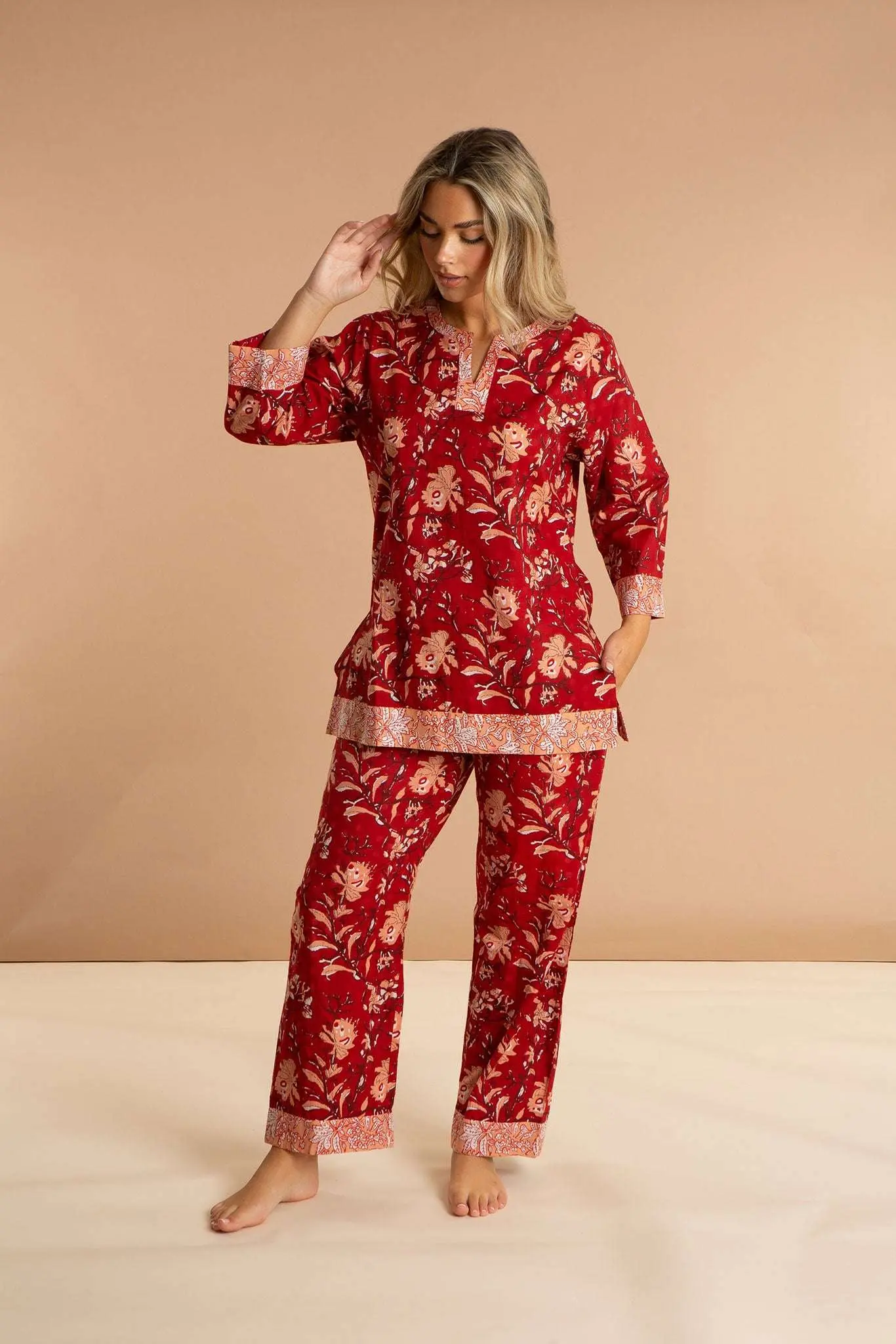 Red Rubra Women's Floral Cotton Pyjama Trouser Set - Image 4