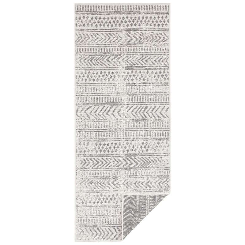Reversible Geometric Indoor-Outdoor Flatweave Rug - Image 12