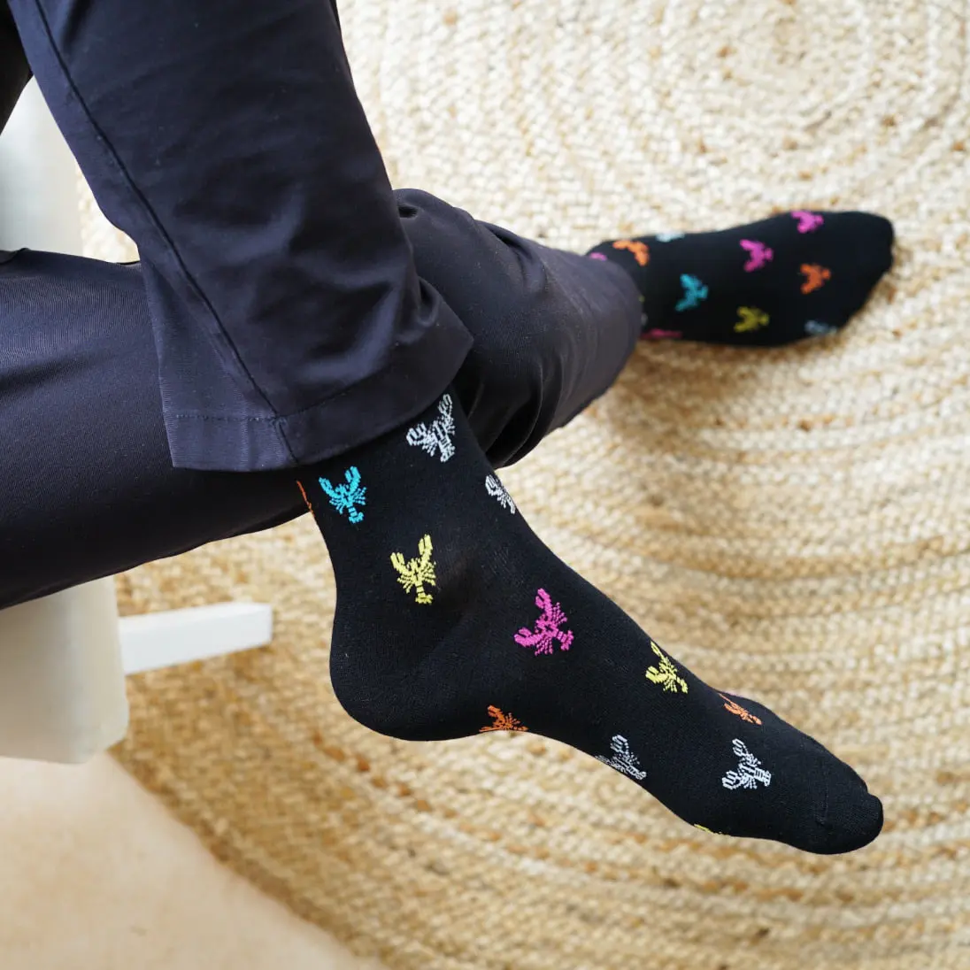 Save the Lobster Small Motif Bamboo Socks - Image 3