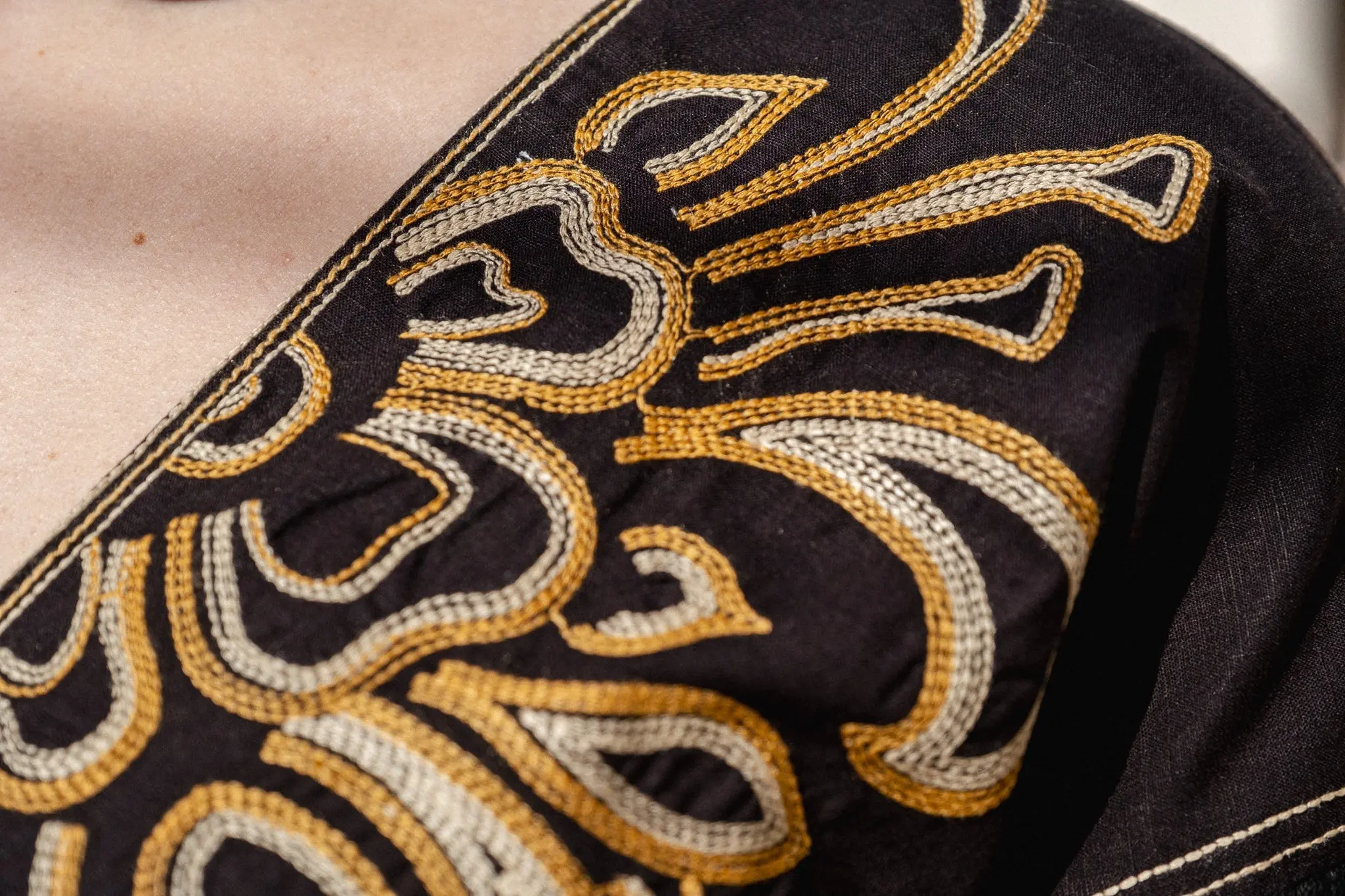 Sofie Dress Embroidred - Image 5