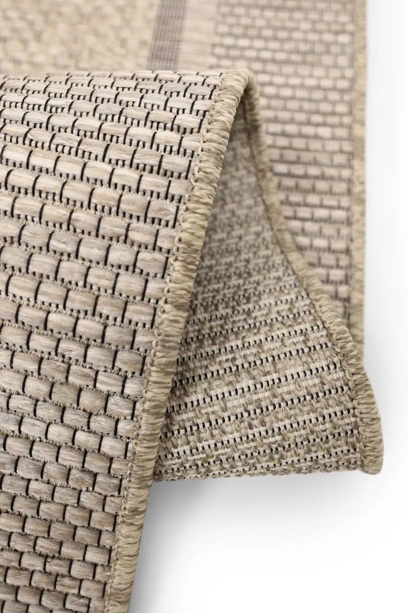 Summer Latte Border Rug – Indoor/Outdoor - Image 3