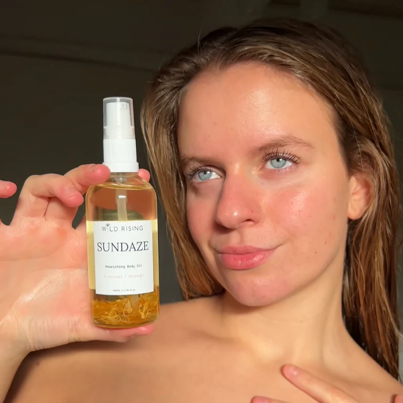 Sundaze - Coconut and Orange Body Oil - Image 2