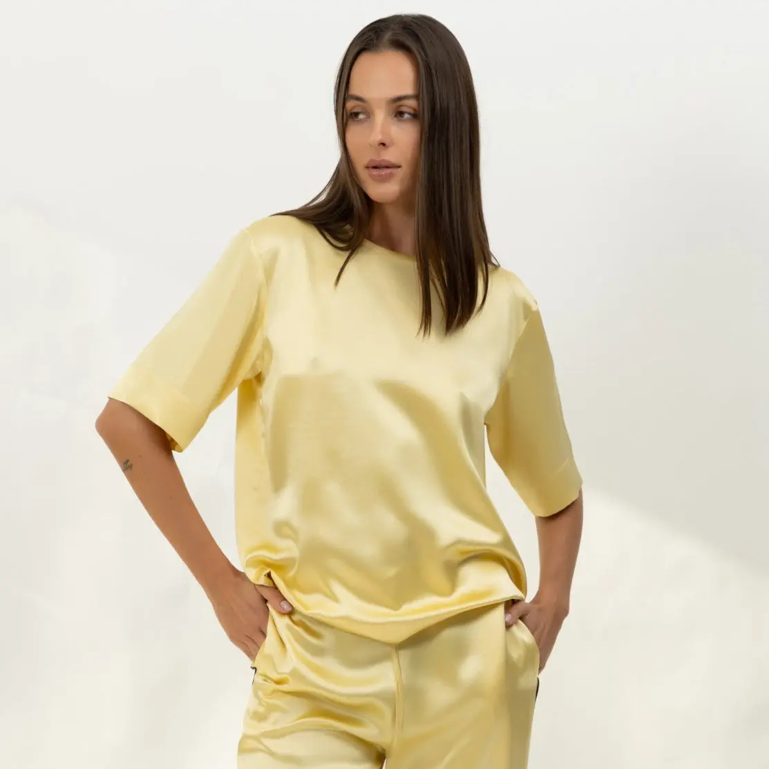 The Lady Silk T-Shirt Panna Cotta - Image 2
