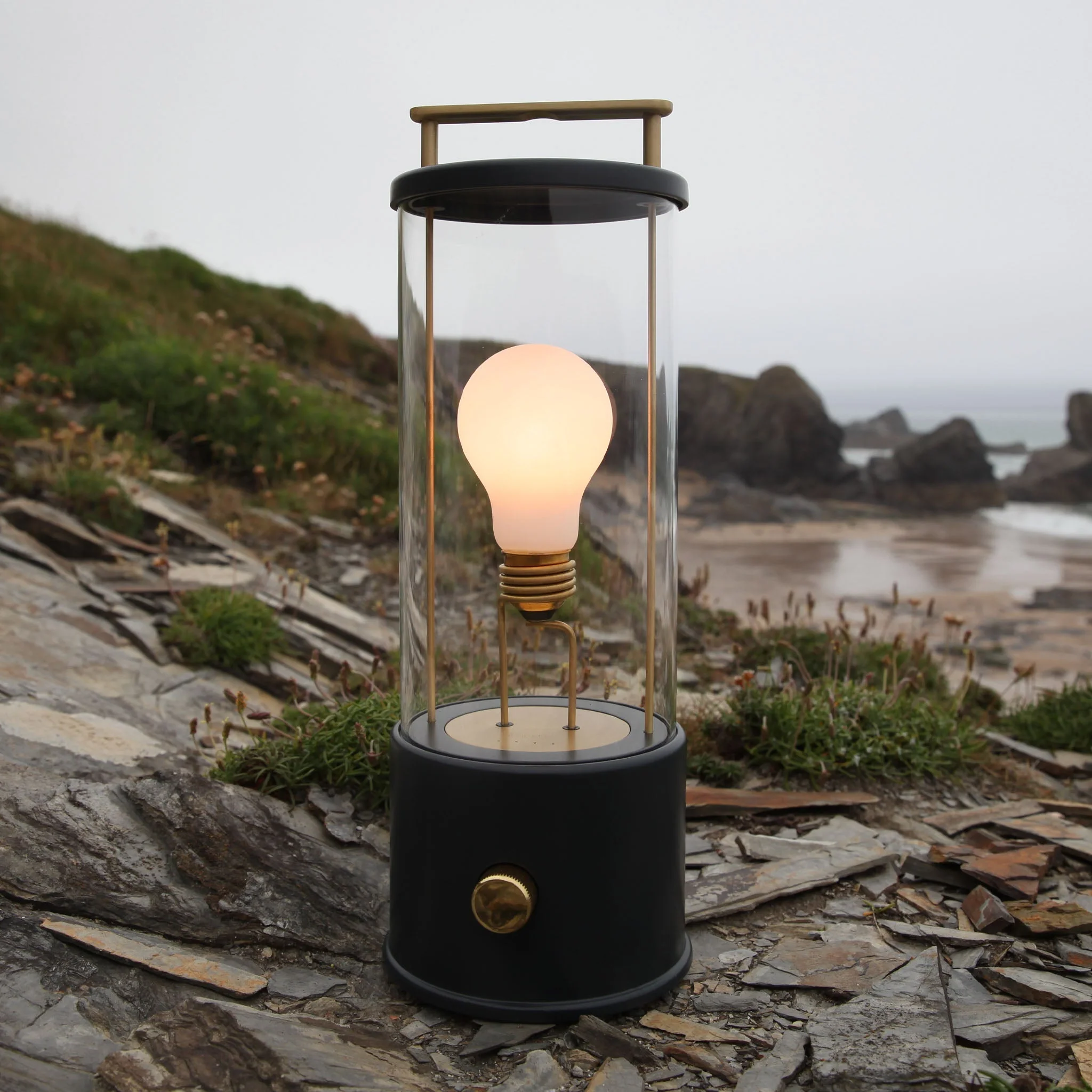 The Muse Portable Lamp in Hackles Black - Image 5