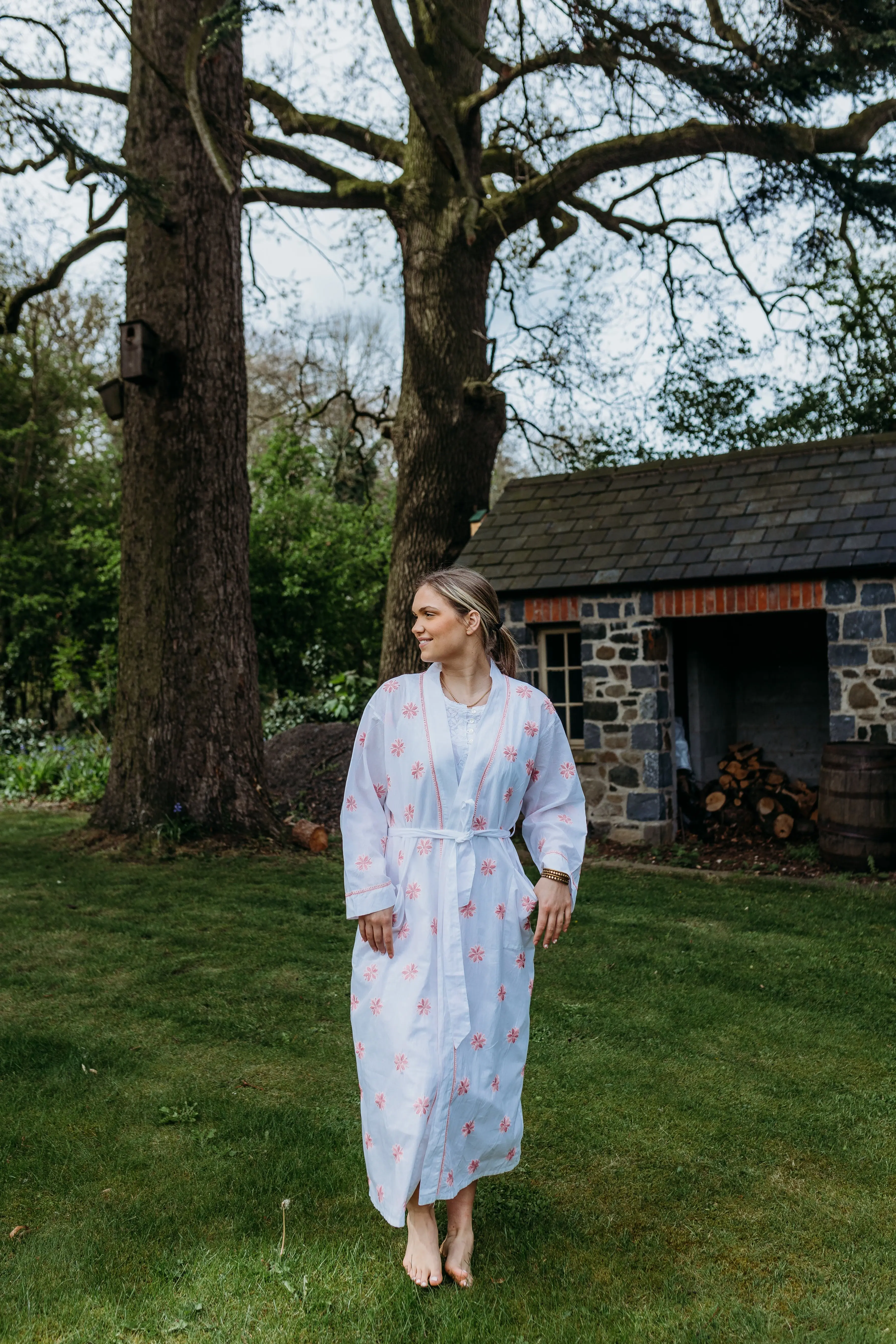 Tiana Pink Embroidered Robe - Image 6