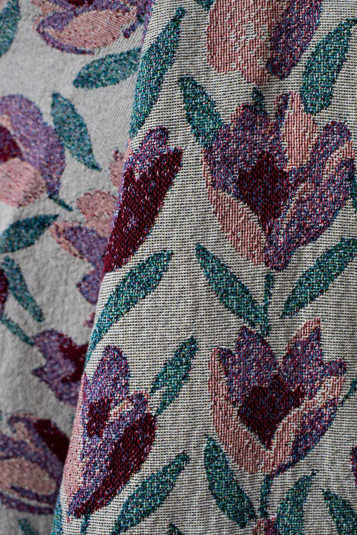 Tulip Kisses Blanket - Image 4