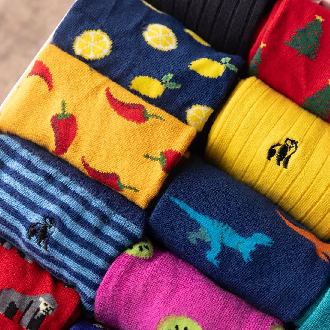 Ultimate Style Sock Box - 15 Pairs of Bamboo Socks - Image 12